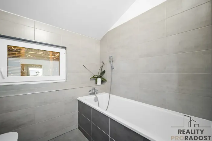 Prodej rodinného domu, Pardubice - Doubravice, 108 m2