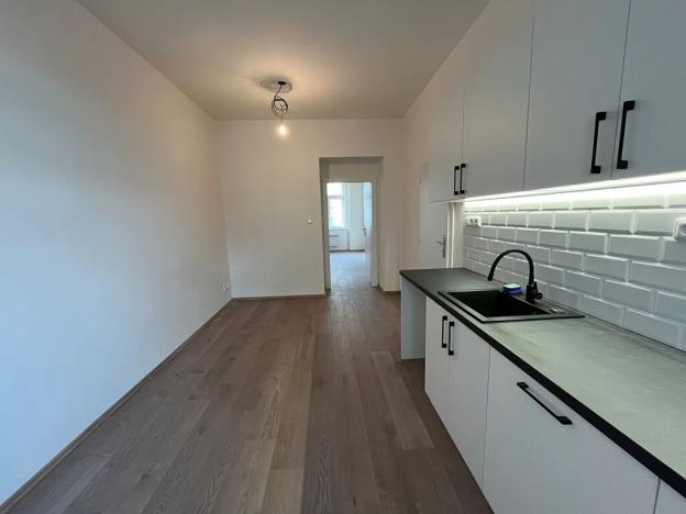 Pronájem bytu 1+1, Praha - Vršovice, 40 m2