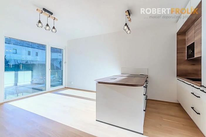 Pronájem bytu 3+kk, Praha - Lysolaje, Lysolajské údolí, 77 m2