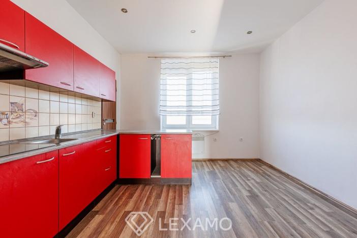 Prodej bytu 2+1, Šanov, Nádražní, 85 m2