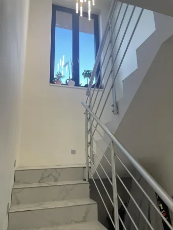 Prodej rodinného domu, Jeneč, Malé náměstí, 192 m2