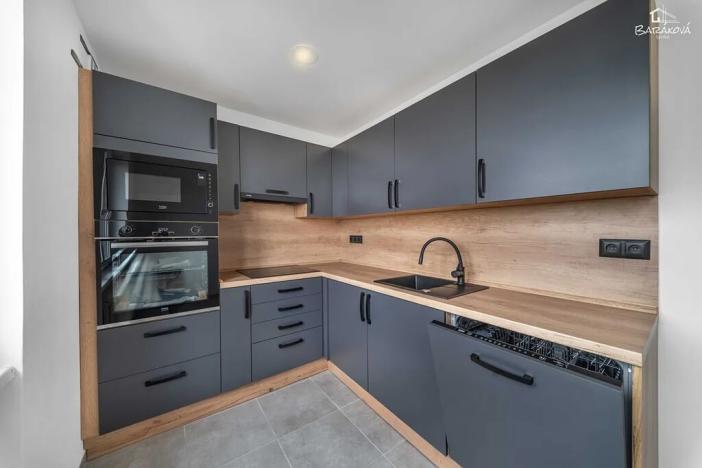 Prodej bytu 3+1, Štěnovice, Lipová, 75 m2