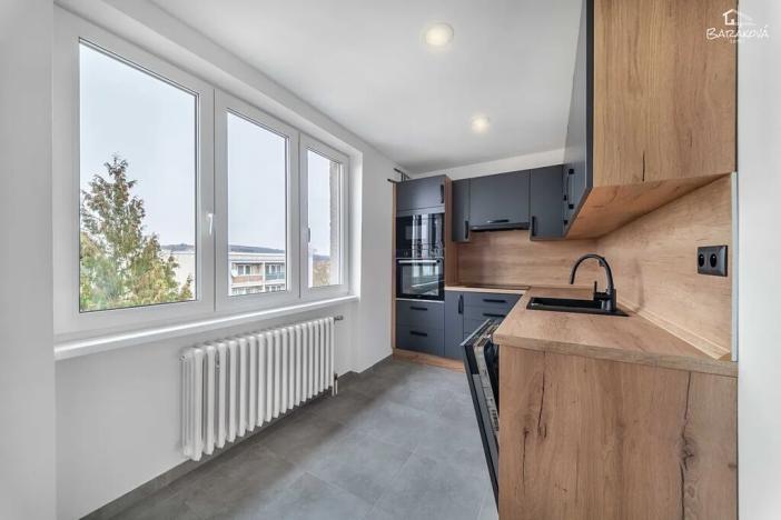 Prodej bytu 3+1, Štěnovice, Lipová, 75 m2