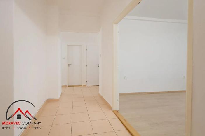 Pronájem bytu 2+1, Český Těšín, Ostravská, 58 m2