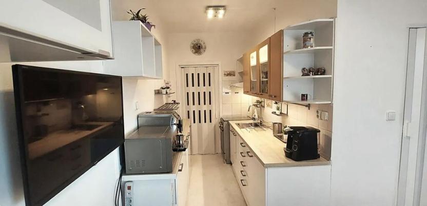 Prodej bytu 3+1, Praha - Letňany, Dobratická, 68 m2