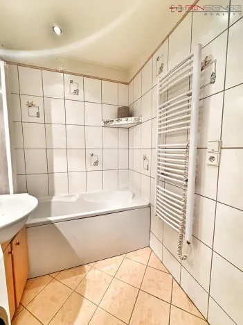 Prodej bytu 3+1, Kladno, Vít. Nezvala, 65 m2