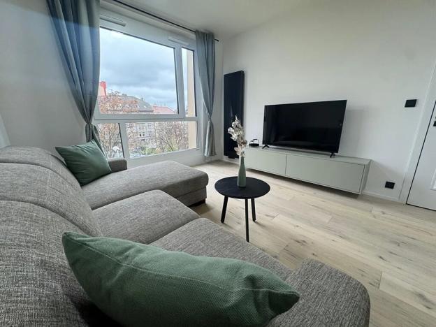 Pronájem bytu 2+kk, Praha - Vršovice, Krymská, 45 m2