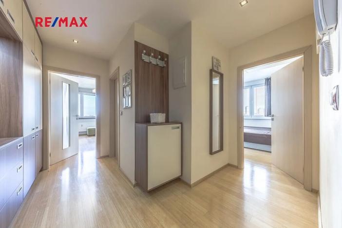 Pronájem bytu 2+kk, Praha - Kamýk, Krhanická, 54 m2