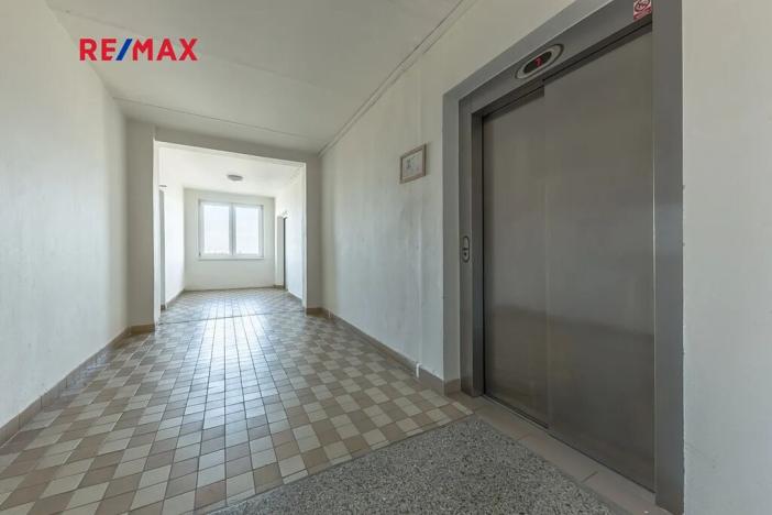 Pronájem bytu 2+kk, Praha - Kamýk, Krhanická, 54 m2