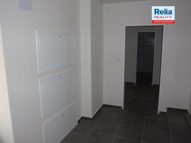 Pronájem bytu 1+1, Liberec, Na Kopečku, 36 m2