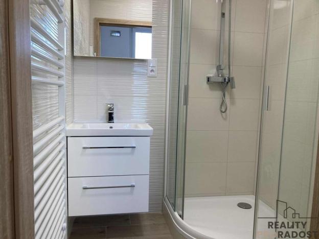 Pronájem bytu 4+1, Znojmo, náměstí Svobody, 74 m2