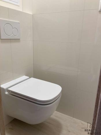 Pronájem bytu 4+1, Znojmo, náměstí Svobody, 74 m2