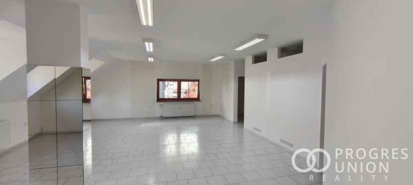 Pronájem kanceláře, Rožnov pod Radhoštěm, 70 m2