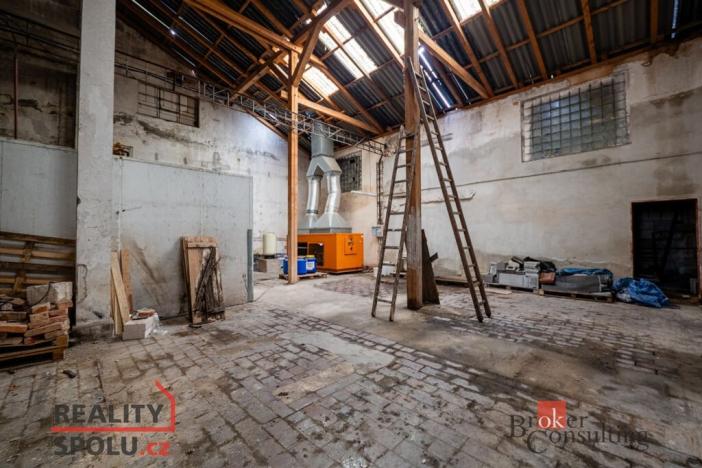 Prodej výrobních prostor, Kaznějov, Pod Továrnou, 6551 m2