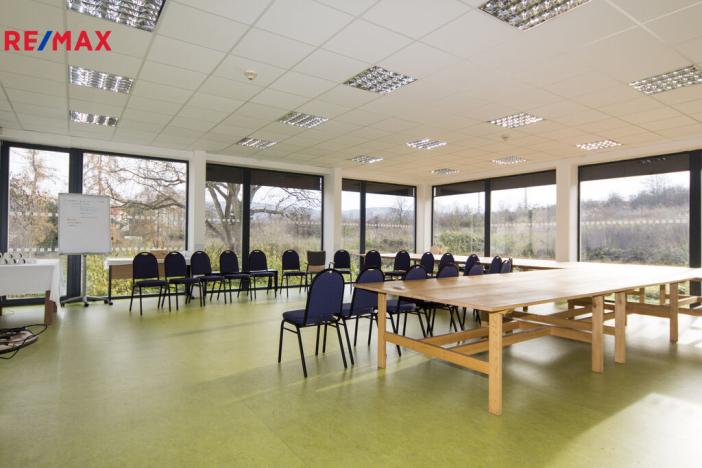 Pronájem kanceláře, Ústí nad Labem - Předlice, náměstí Prokopa Velikého, 72 m2