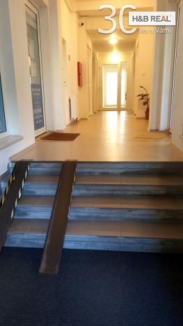 Pronájem obchodního prostoru, Hranice, 195 m2