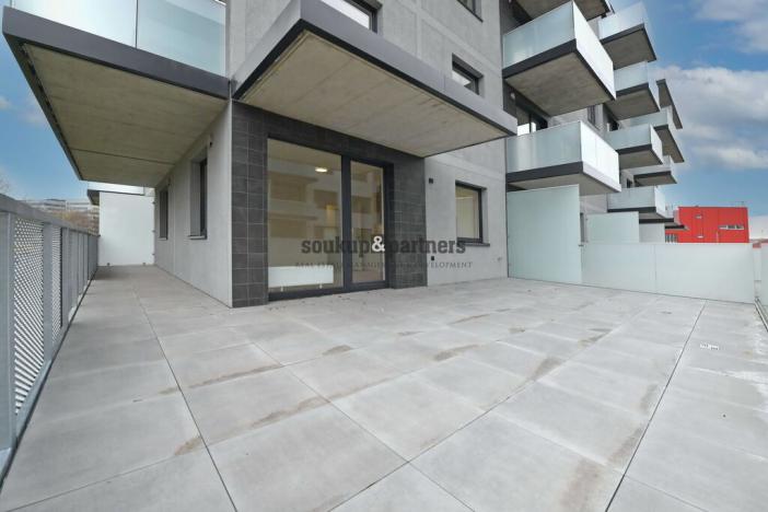 Pronájem bytu 2+kk, Praha - Prosek, Čakovická, 52 m2