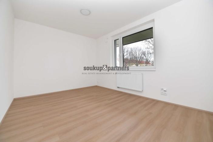 Pronájem bytu 2+kk, Praha - Prosek, Čakovická, 52 m2