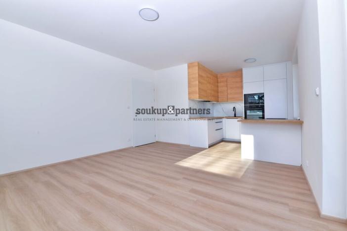 Pronájem bytu 2+kk, Praha - Prosek, Čakovická, 52 m2