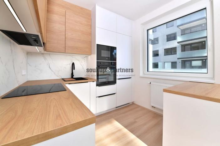 Pronájem bytu 2+kk, Praha - Prosek, Čakovická, 52 m2