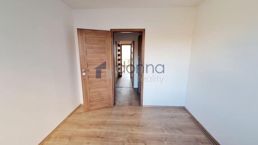 Pronájem bytu 3+kk, Praha, Hennerova, 72 m2