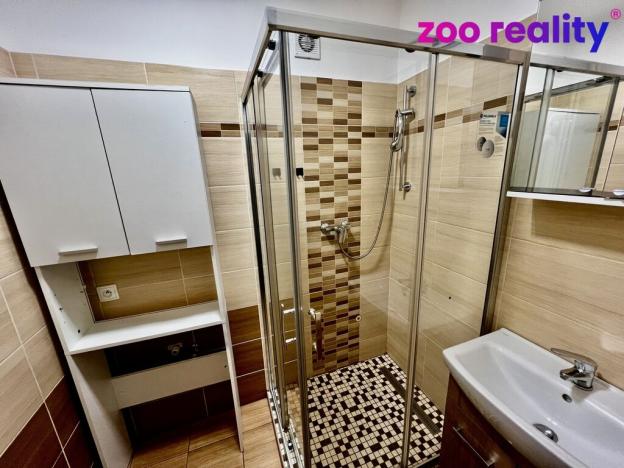 Prodej bytu 3+1, Mojné, 61 m2