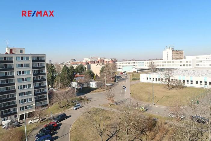 Pronájem bytu 2+kk, Praha - Malešice, U krbu, 51 m2