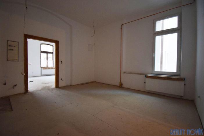 Prodej kanceláře, Teplice, Českobratrská, 88 m2