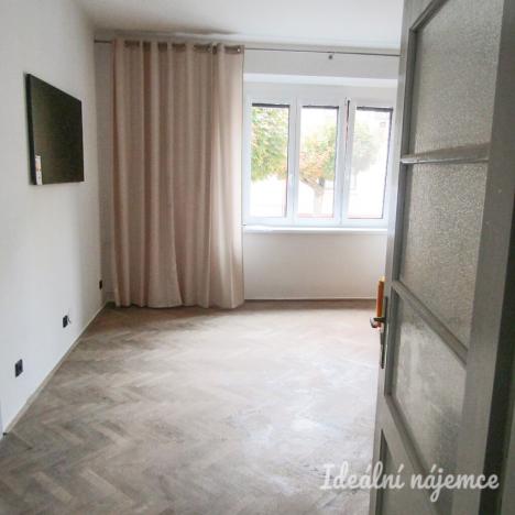 Pronájem bytu 2+1, Znojmo, Hálkova, 64 m2