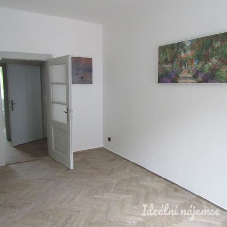 Pronájem bytu 2+1, Znojmo, Hálkova, 64 m2