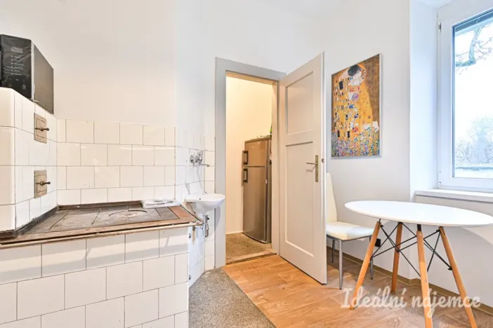 Pronájem bytu 2+1, Znojmo, Hálkova, 64 m2