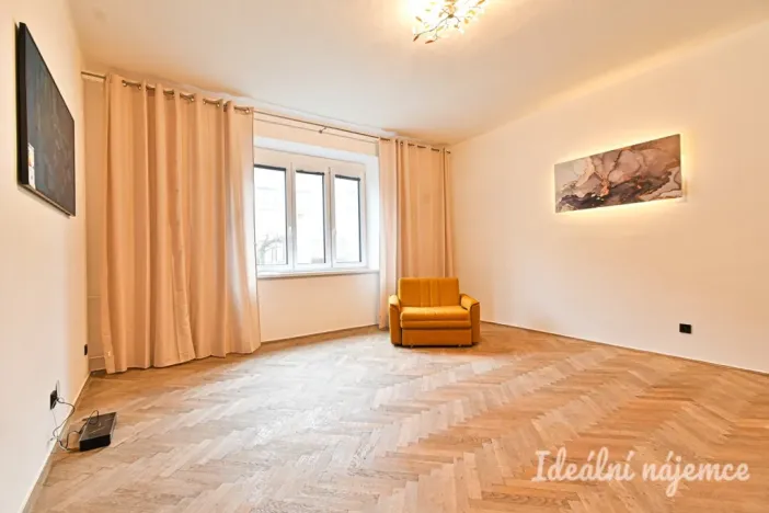 Pronájem bytu 2+1, Znojmo, Hálkova, 64 m2