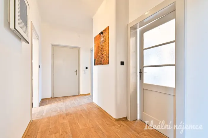 Pronájem bytu 2+1, Znojmo, Hálkova, 64 m2