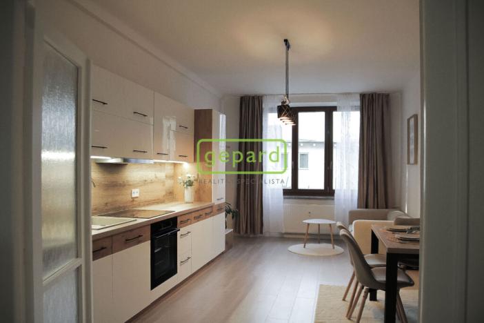 Pronájem bytu 2+kk, Praha, Ke Strašnické, 49 m2