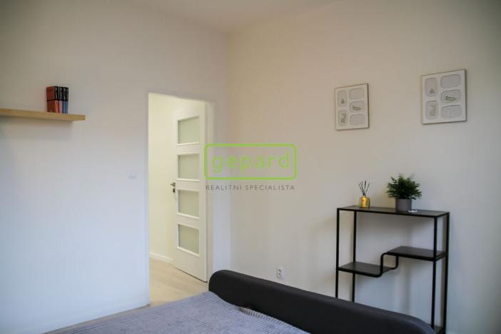 Pronájem bytu 2+kk, Praha, Ke Strašnické, 49 m2