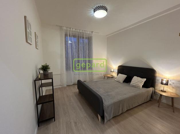 Pronájem bytu 2+kk, Praha, Ke Strašnické, 49 m2