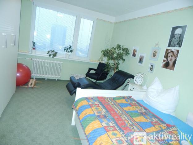 Prodej bytu 2+1, Chomutov, Bezručova, 60 m2