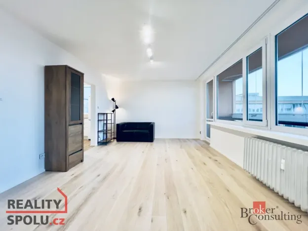 Pronájem bytu 3+1, Praha - Michle, Pod dálnicí, 83 m2