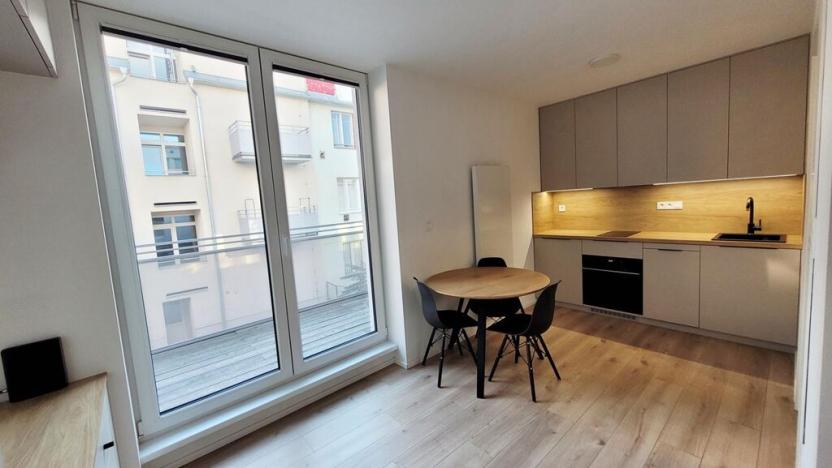 Pronájem bytu 1+kk, Praha - Strašnice, Strančická, 33 m2