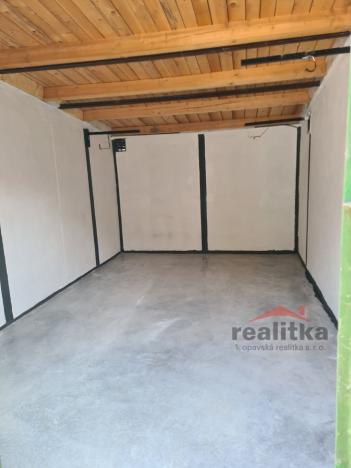 Prodej garáže, Opava - Předměstí, Čajkovského, 19 m2