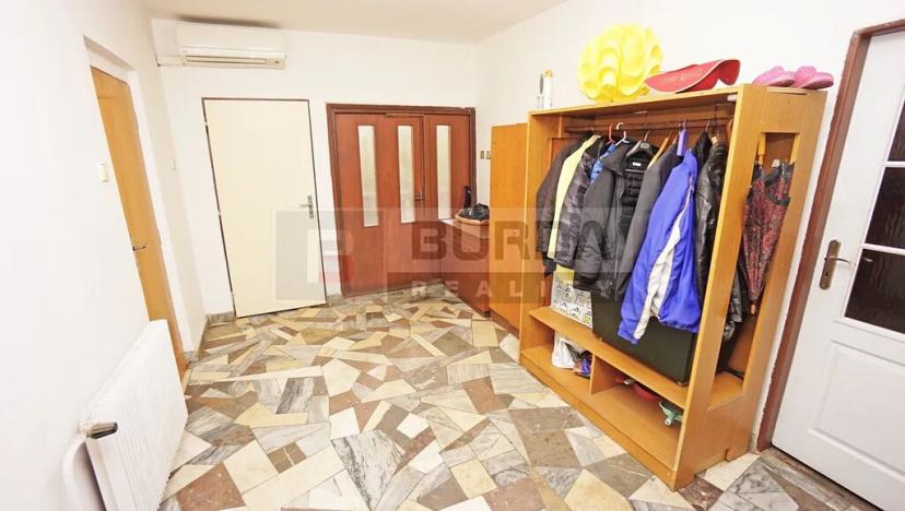 Prodej rodinného domu, Neratovice, 185 m2