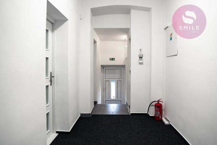 Pronájem kanceláře, Ostrava, Hladnovská, 250 m2