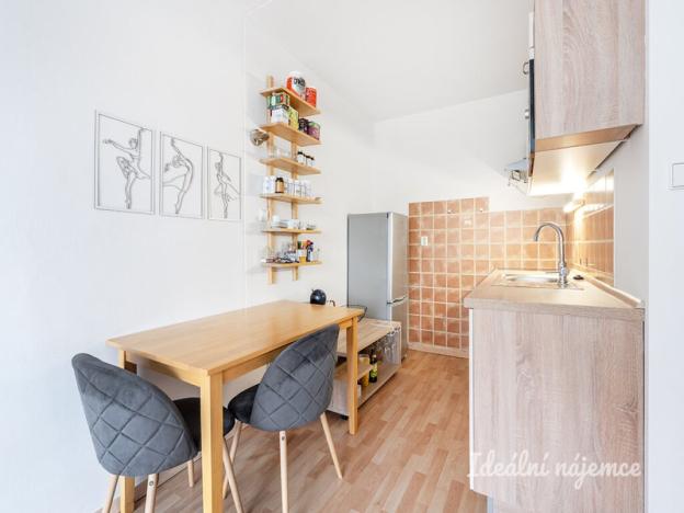 Pronájem bytu 2+kk, Praha - Michle, Přímětická, 43 m2