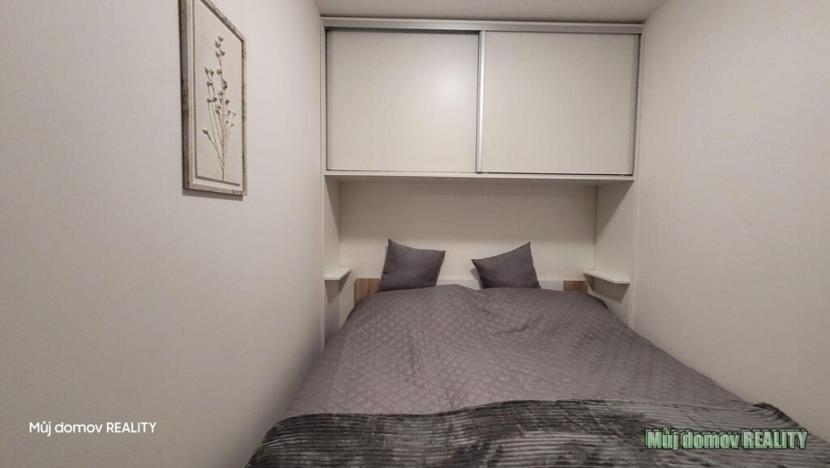 Pronájem bytu 2+kk, Praha - Letňany, Miroslava Hajna, 50 m2