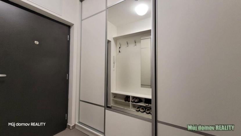 Pronájem bytu 2+kk, Praha - Letňany, Miroslava Hajna, 50 m2