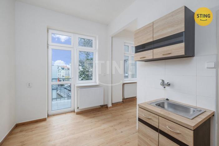 Pronájem kanceláře, Ostrava, Sokolská třída, 112 m2