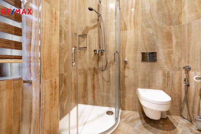 Pronájem bytu 3+1, Karlovy Vary, Dr. Davida Bechera, 130 m2