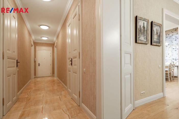 Pronájem bytu 3+1, Karlovy Vary, Dr. Davida Bechera, 130 m2