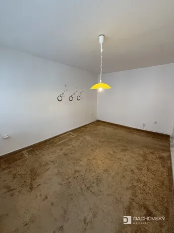 Pronájem bytu 1+1, Pardubice, Karla IV., 35 m2