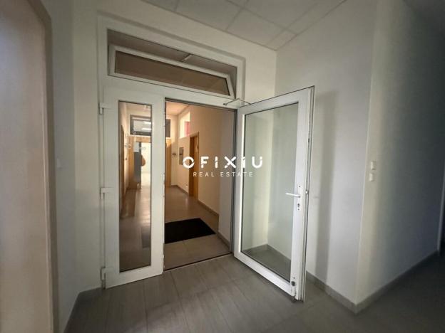 Pronájem kanceláře, Brno, Traťová, 204 m2